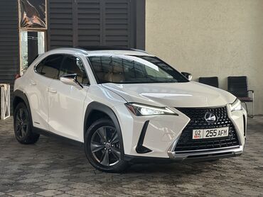 Lexus: Lexus : 2018 г., 2 л, Вариатор, Гибрид, Кроссовер