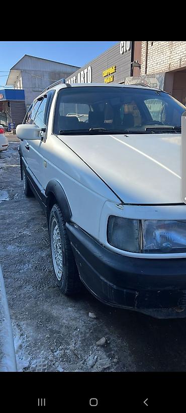 Volkswagen: Volkswagen Passat: 1992 г., 1.8 л, Механика, Бензин, Универсал — 4