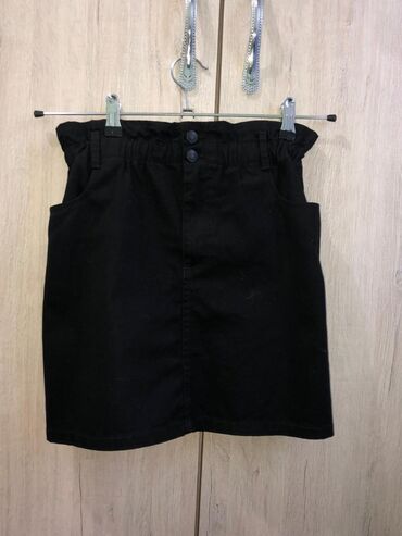 юбка атлас: Юбка джинсовая черная, состояние новой, качество отличное, размер
