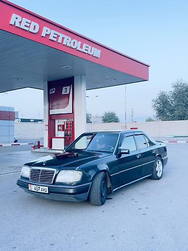 2107 2011: Mercedes-Benz W124: 1993 г., 3 л, Седан — 5