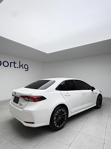 byd e1: Toyota Corolla: 2019 г., 1.8 л, Вариатор, Гибрид, Седан — 4