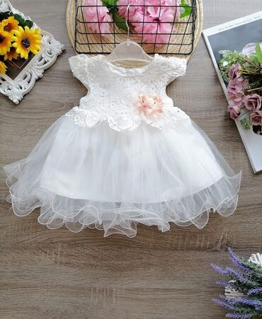 Haljine: ❤️VELIČINA 2❤️92
Haljinice, cena 3500 din — 5