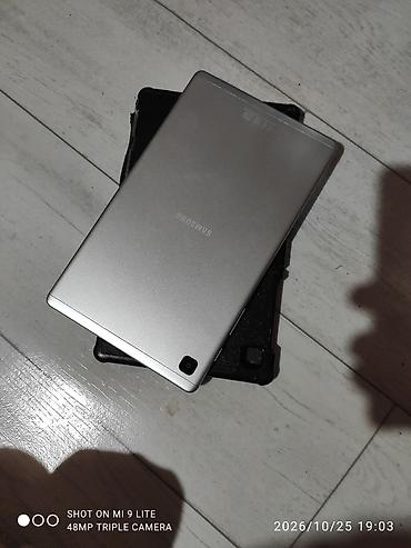 планшет ноутбук 2 в 1: Планшет, Samsung, память 32 ГБ, 8" - 9", Wi-Fi, Б/у, Классический цвет - Серебристый — 4