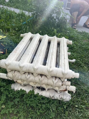 Отопление и нагреватели: Чугунные батареи