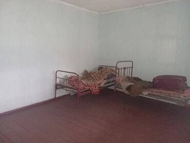 Продажа домов: Барачный, 42 м², 2 комнаты, Собственник, Косметический ремонт at lalafo.kg — 5 Продажа домов: Барачный, 42 м², 2 комнаты, Собственник, Косметический ремонт — 5