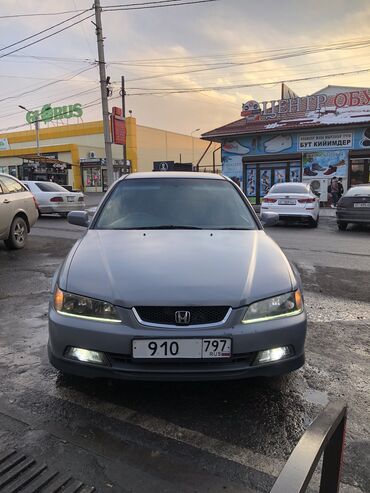 сешка ош: Honda Accord: 2000 г., 2 л, Автомат, Газ, Седан