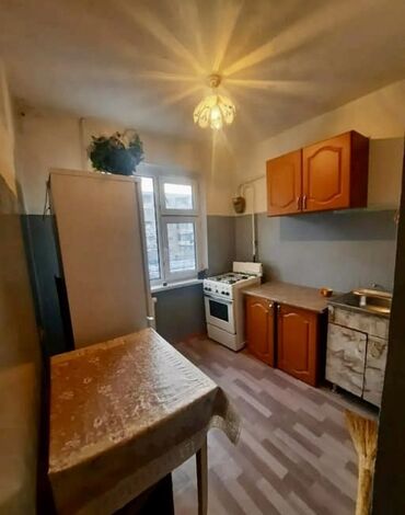 аренда квартиры покровка: 1 комната, 33 м², 104 серия, 3 этаж, Старый ремонт