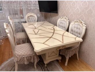 стол из массива дерева: Qonaq otağı üçün, İşlənmiş, Kvadrat masa, 6 stul