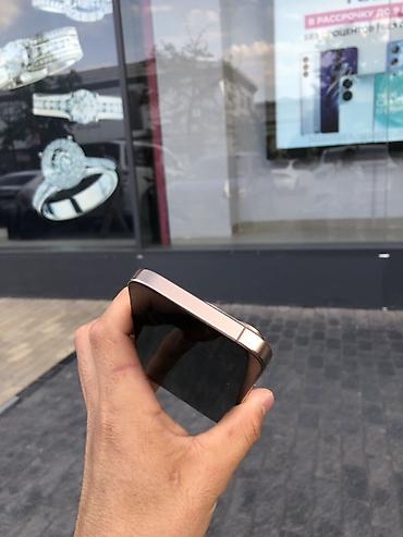 Apple iPhone: IPhone 16 Pro, Б/у, 256 ГБ, Золотой, Коробка, 82 % — 11