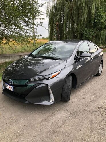 оригинальные: Toyota Prius: 2018 г., 1.8 л, Вариатор, Электромобиль, Универсал