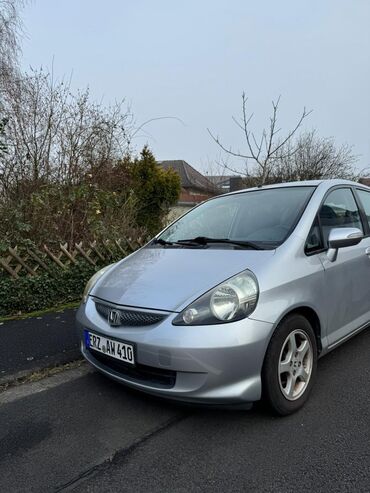 Honda: Honda Jazz: 2007 г., 1.4 л, Механика, Бензин, Хэтчбэк