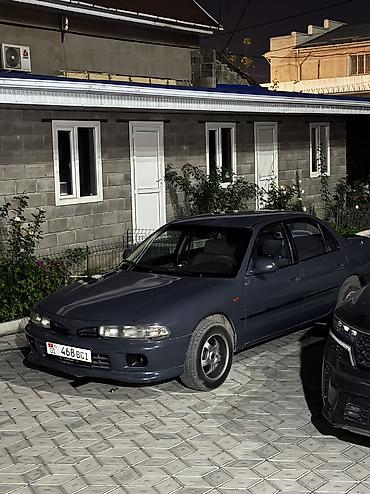 порог демио: Mitsubishi Galant: 1995 г., 2 л, Механика, Бензин, Седан — 2