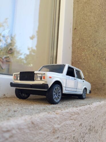 Təyyarə maketləri: VAZ, 2012 il, 1:24, Dəmir