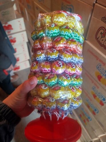 Кондитерские изделия, сладости: Набор кондитерских изделий ассорти: 1) Trolli Center Filled Fruit — 2