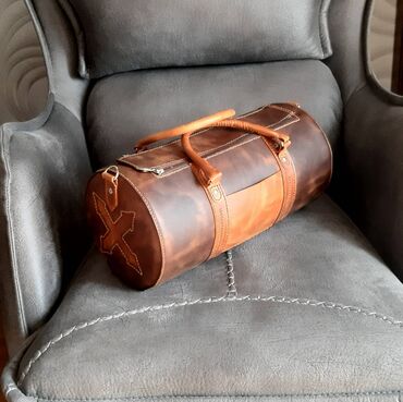 İdman çantaları: İdman çantası Təbii dəridən tamamilə əl işi olan idman çantası — 7