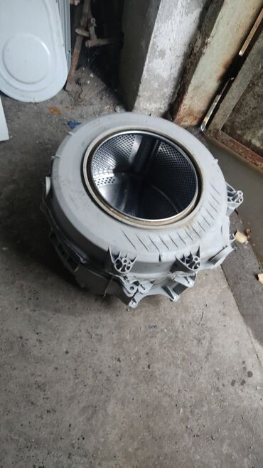 Paltaryuyan maşın təmiri: Paltaryuyan üçün ehtiyat hissələri dəsti Təqdim olunur: - Baraban — 3