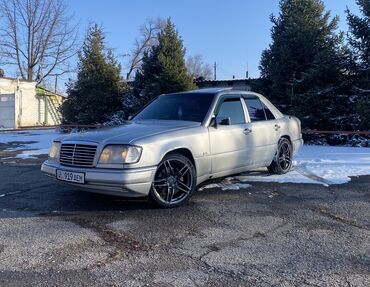 Mercedes-Benz: Mercedes-Benz E-Class: 1995 г., 3.2 л, Автомат, Бензин, Седан