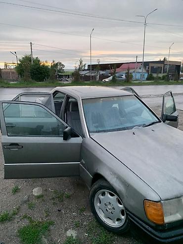 гитара на мерс 124: Mercedes-Benz W124: 1992 г., 2 л, Механика, Бензин, Седан — 9