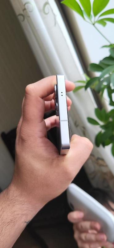 server qiymetleri: Samsung Galaxy S25 Ultra, 512 GB — 4
