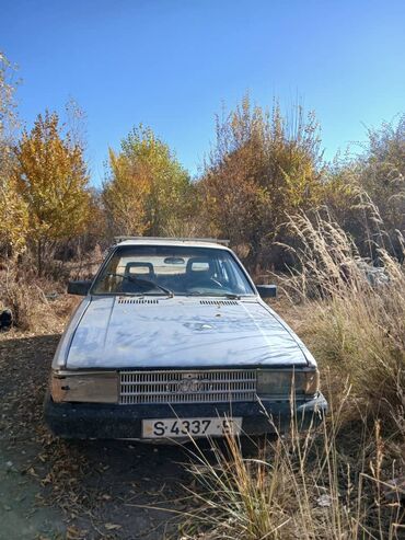 купить авто в кредит без первоначального взноса: Audi 80: 1987 г., 1.8 л, Механика, Бензин, Седан