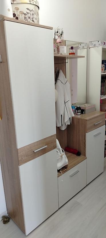 ikea ormari za sobu: Predsoblje sa ogledalom,v185 š145 d35cm, ima više odeljaka za obuću — 2
