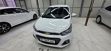 toyota hiace продажа: Chevrolet Spark: 2017 г., 1 л, Автомат, Бензин, Хэтчбэк — 3