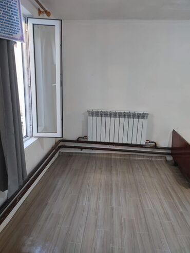 продаю дом с квартирантами: Сдается отдельное жилое помещение с базовой обстановкой. В частном