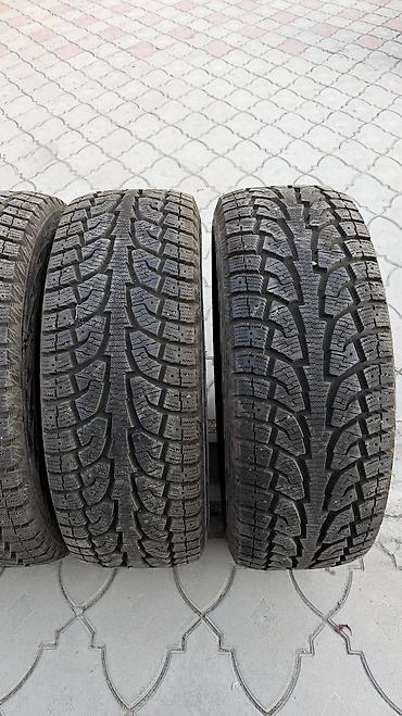 Шиналар жана дисктер: Шиналар 275 / 60 / R 18, Кыш, Колдонулган, Комплект, Жеңил унаалар, Корея, Hankook — 4
