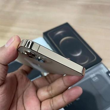 su c: IPhone 12 Pro, 256 GB, Qızılı, Zəmanət, Simsiz şarj, Face ID — 4