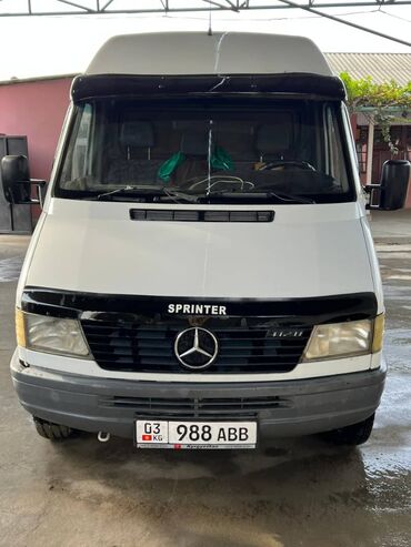 цена домкрата для легкового автомобиля: Грузовик, Mercedes-Benz, Б/у