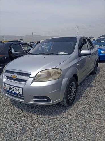 машина на один день: Chevrolet Aveo: 2010 г., 1.4 л, Механика, Бензин, Седан