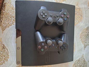сколько стоит playstation 4 бу: 13 dənə paket oyundu son versiya prablemi yoxdu 2 işlək punt və