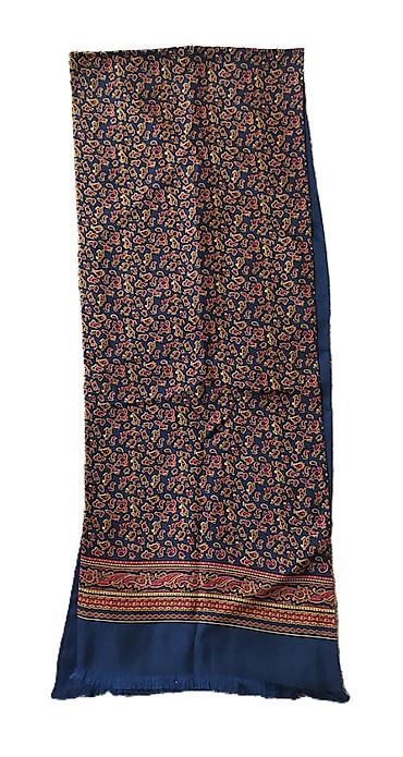 geyim kisi: - Material: 100% ipək (yüngül, nəfəsalan və toxunuşda zərif) - — 1