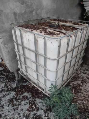 Şitillər: Bak, Plastik, 1000 l l, İşlənmiş, Ünvandan götürmə