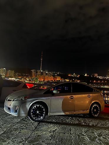prius qanad: Toyota Prius: 1.8 l | 2010 il Hetçbek — 9