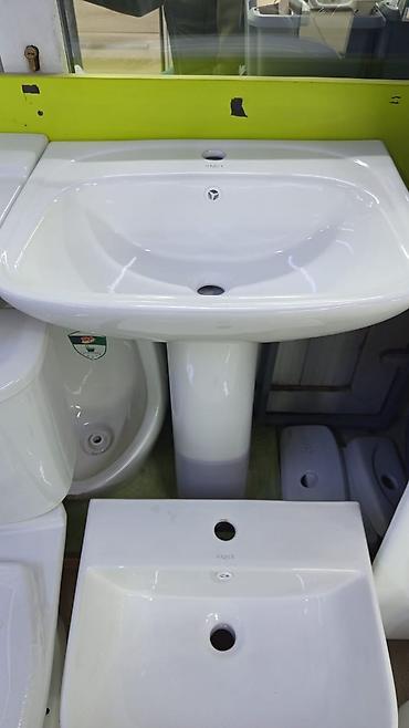 Монтаж и замена сантехники: Монтаж и замена сантехники Больше 6 лет опыта — 3