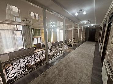 Долгосрочная аренда домов: Просторный частный дом с панорамной верандой и благоустроенным двором — 7