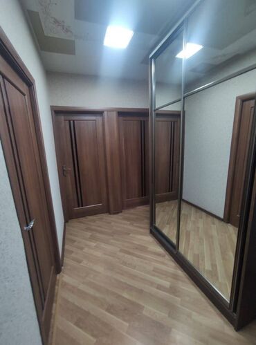 Köhnə tikili: Bakı, 4 otaqlı, Köhnə tikili, 110 kv. m — 2