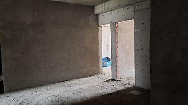 Mənzillər: 3 otaqlı, Yeni tikili, 143 kv. m — 6