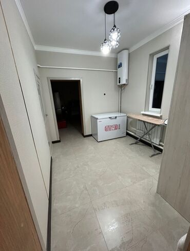 срочно продаётся дом в калыс орде: Дом, 125 м², 5 комнат, Собственник