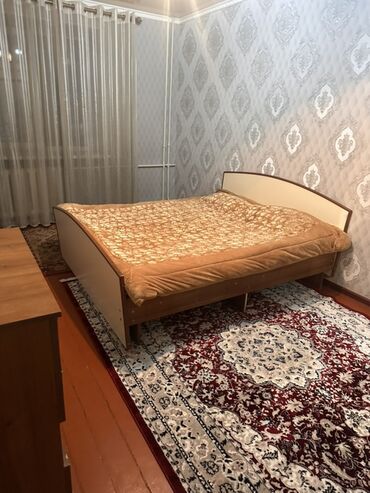 квартира в бишкеке долгосрочно: 2 бөлмө, Толугу менен эмереги бар