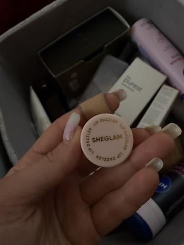 Üz kremləri və serumları: Üz kremi, 50 ml — 18