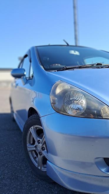 crv 2017: Honda Fit: 2002 г., 1.3 л, Вариатор, Бензин, Хэтчбэк — 2