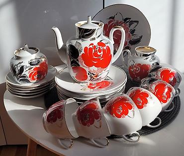 çay servisi: Çay dəsti, rəng - Qırmızı, Farfor, SSRİ — 1