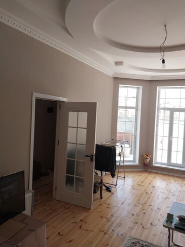 Həyət evləri və villaların satışı: 4 otaqlı, 130 kv. m, Yeni təmirli — 6