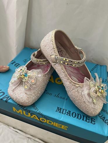 zamşa baletkalar: Pembe 32 razmer 25 azn 1 defe geyinilib ışıqlı ayaqqabı Tecili — 3
