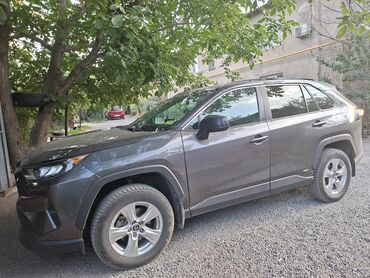 бу авто в кредит без первоначального взноса рядом просп. жибек жолу, бишкек: Toyota RAV4: 2021 г., 2.5 л, Автомат, Бензин, Кроссовер