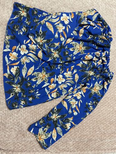 heklane bluze od svilenog konca: One size, Floral, color - Multicolored