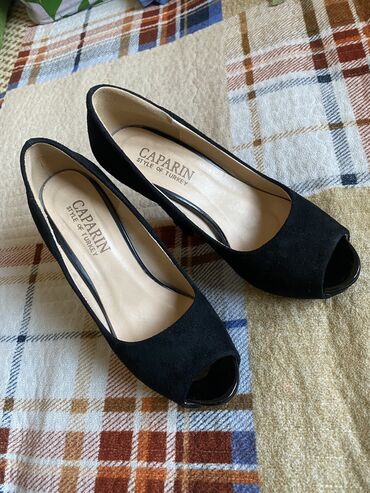 женские туфли с открытым носком: Туфли 36, цвет - Черный