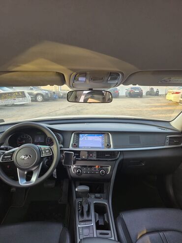 Kia: Kia K5: 2021 г., Седан — 10